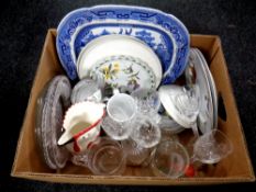 A box of 20th century glass ware,