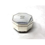 An octagonal silver trinket box, Birmingham marks, width 7.5cm.