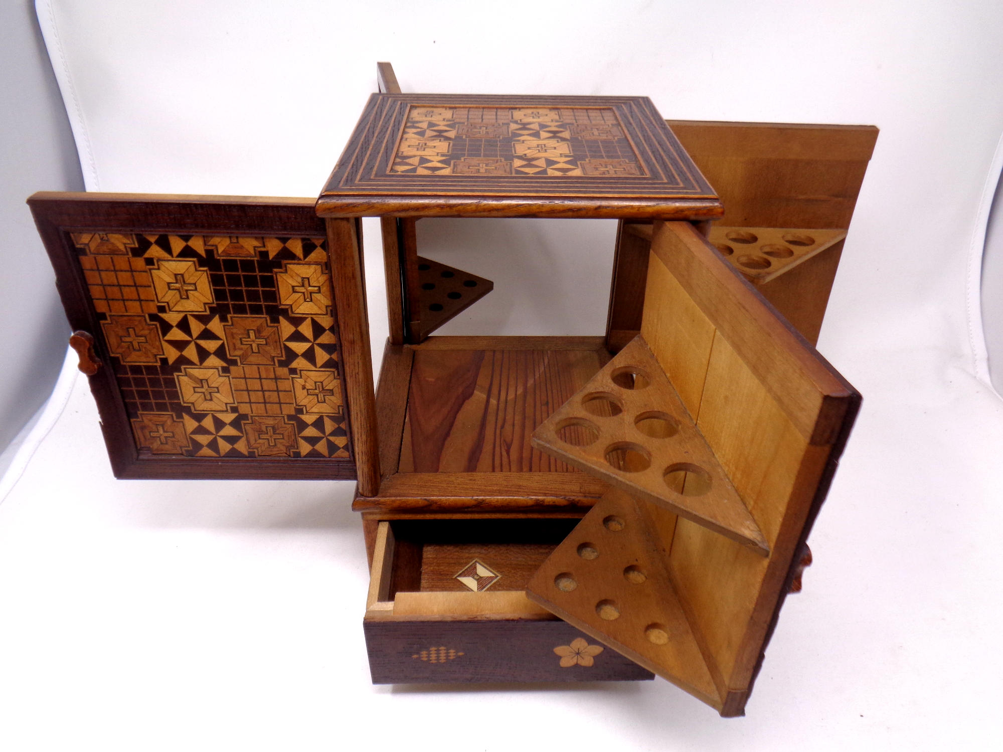A parquetry smoker's box - Image 2 of 3