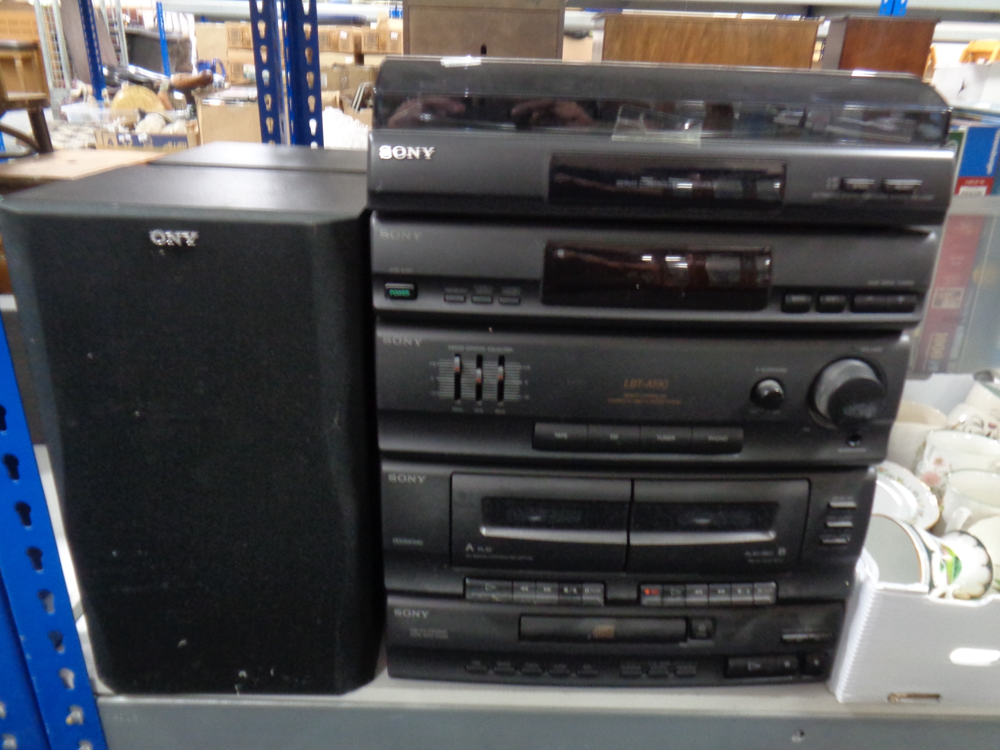 A Sony hifi and pair of speakers