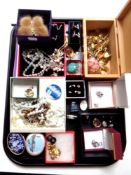 A tray of costume jewellery, silver dress rings,