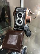 A Franke and Heidecke synchro-compur Rolleiflex twin-lens camera in case, with Heidosmat 1:2,