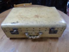 A vintage luggage case
