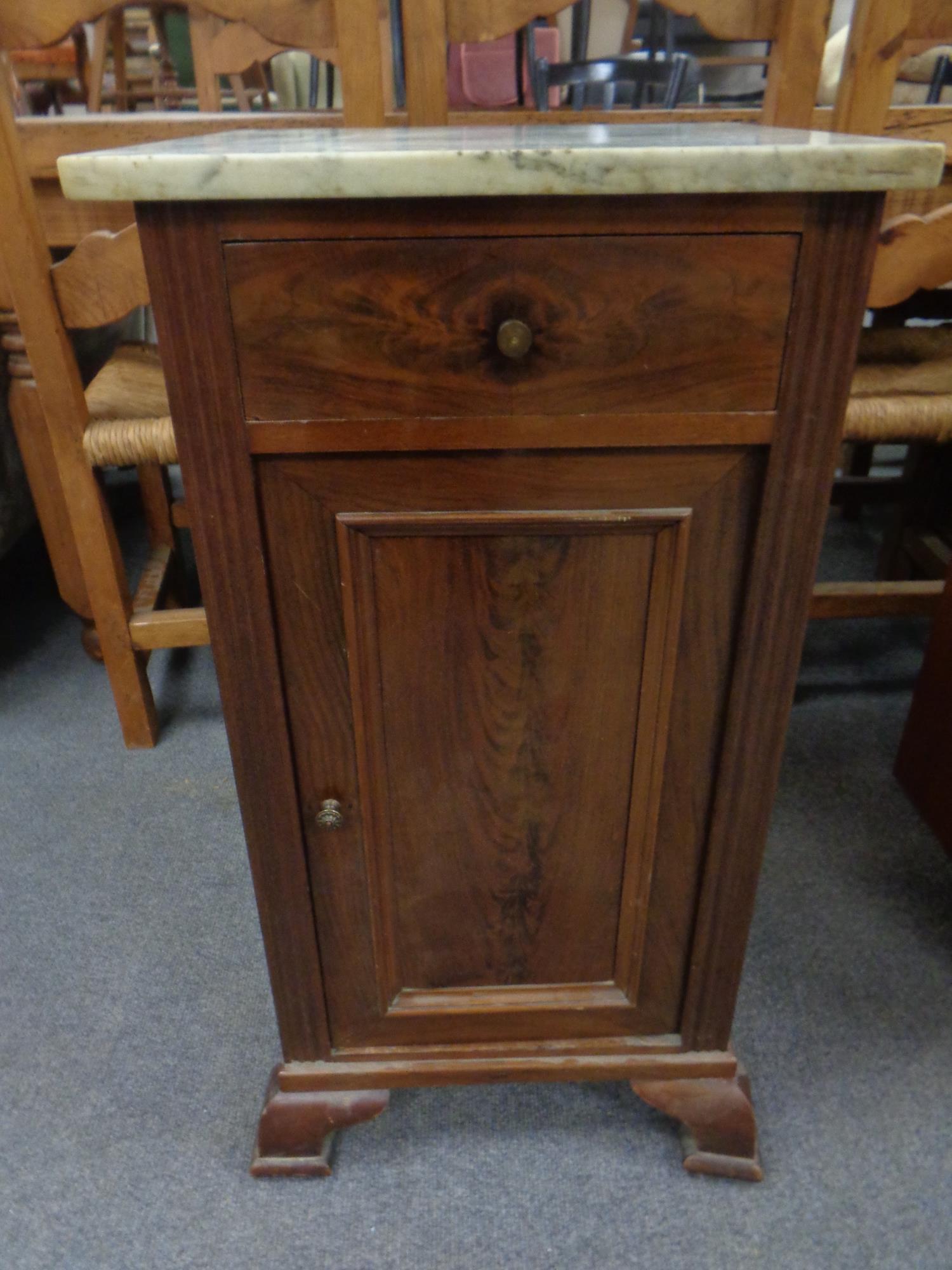 A marble topped mahogany pot cupboard (As found) CONDITION REPORT: Lacks back panel.