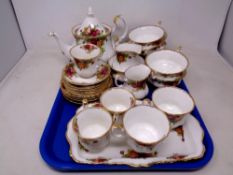 A tray containing 29 pieces of assorted Royal Albert Old Country Roses tea china.