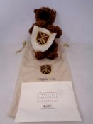 A Steiff Bear of the Year 2004, with cloth bag.