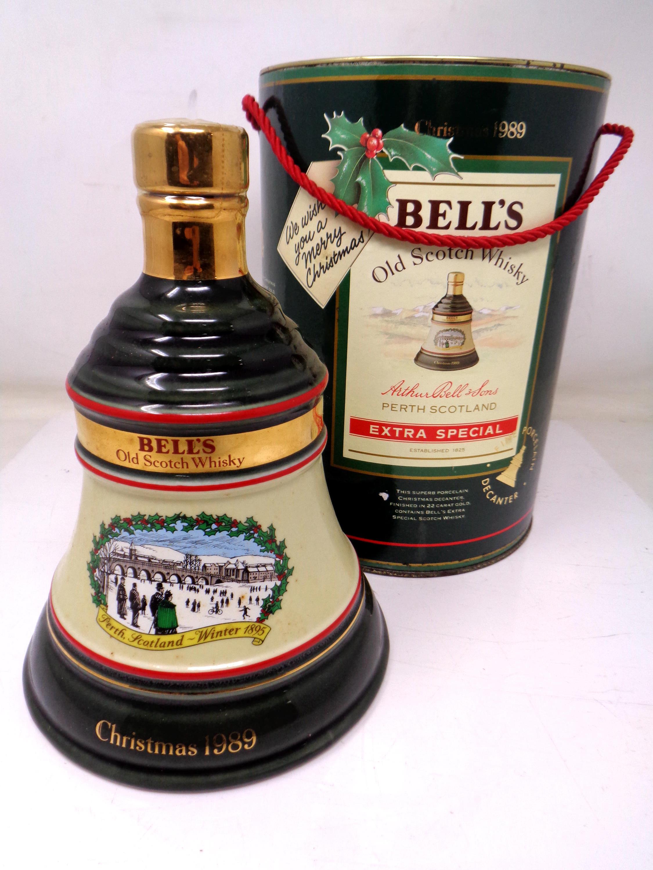 A Wade Bell's old scotch whisky decanter Christmas 1989, sealed with contents.