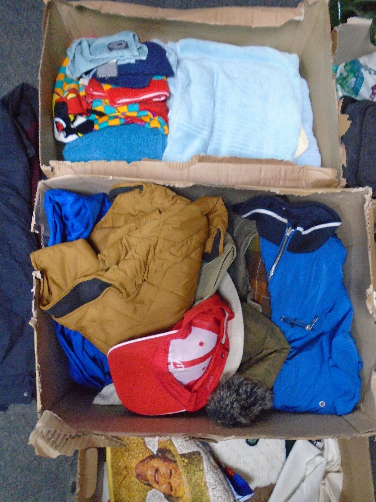 Five boxes of gent's clothing, scarves, gloves, Wellington boots, - Image 3 of 3