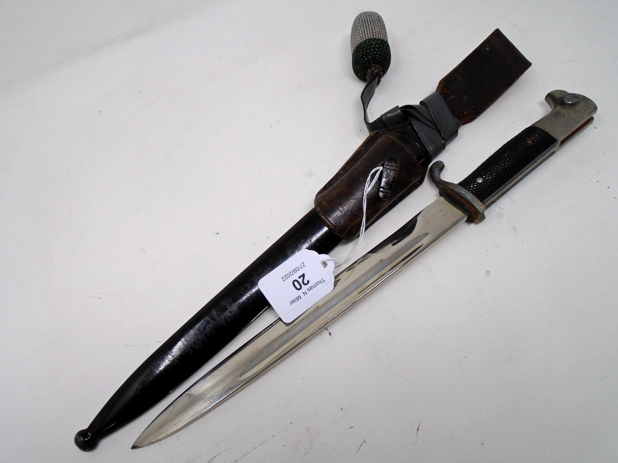 A German Third Reich K98 Parade bayonet, 9.