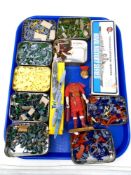 A tray containing a large quantity of die cast plastic army figures including World War 2 soldiers,