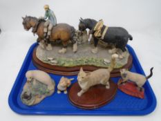 A tray of Border Fine Arts figures including 'Coming Home' no.