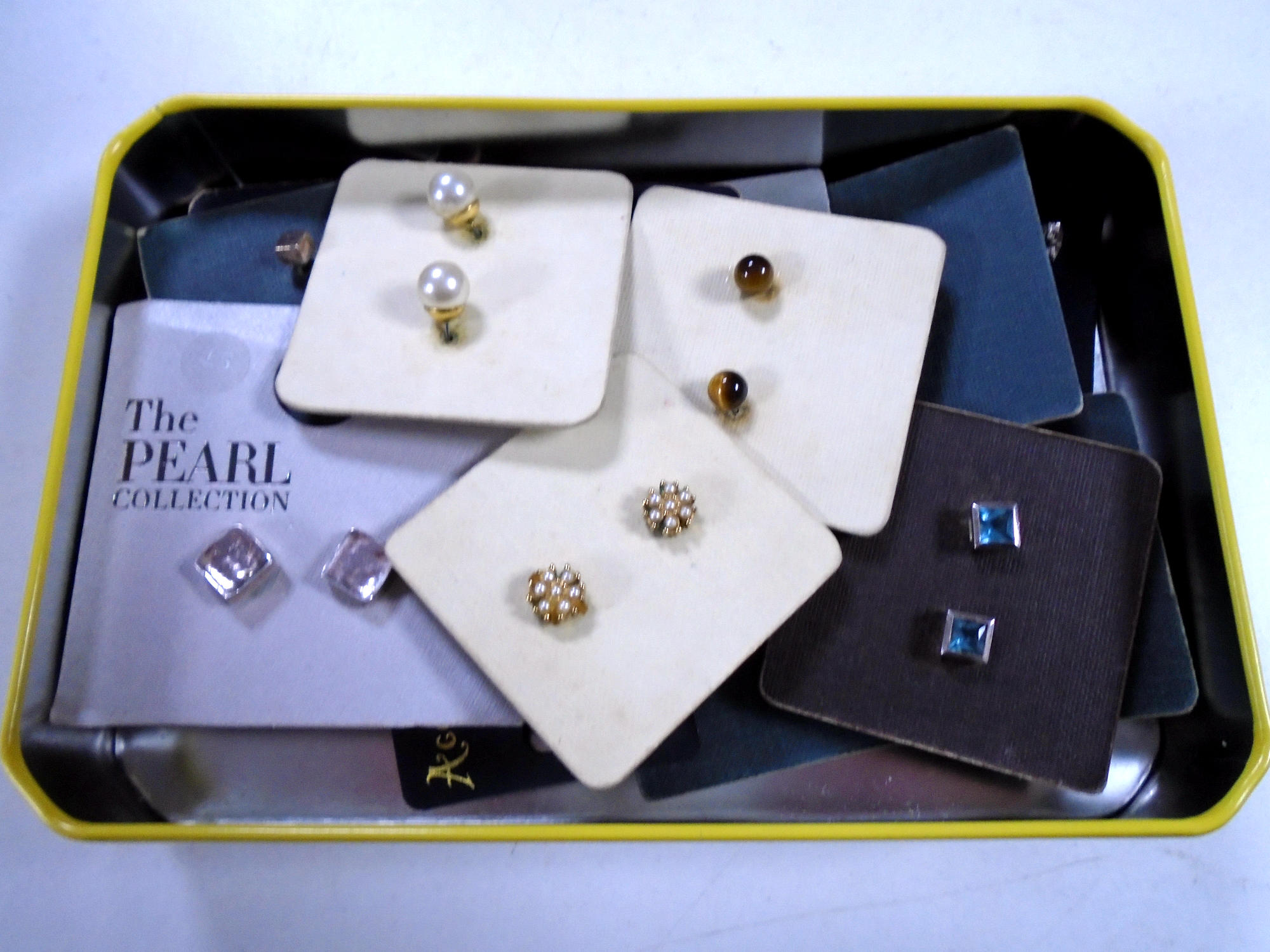 A box of costume jewellery, beads, - Image 2 of 2