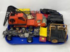 A tray of diecast and other vehicles, Dinky bus,