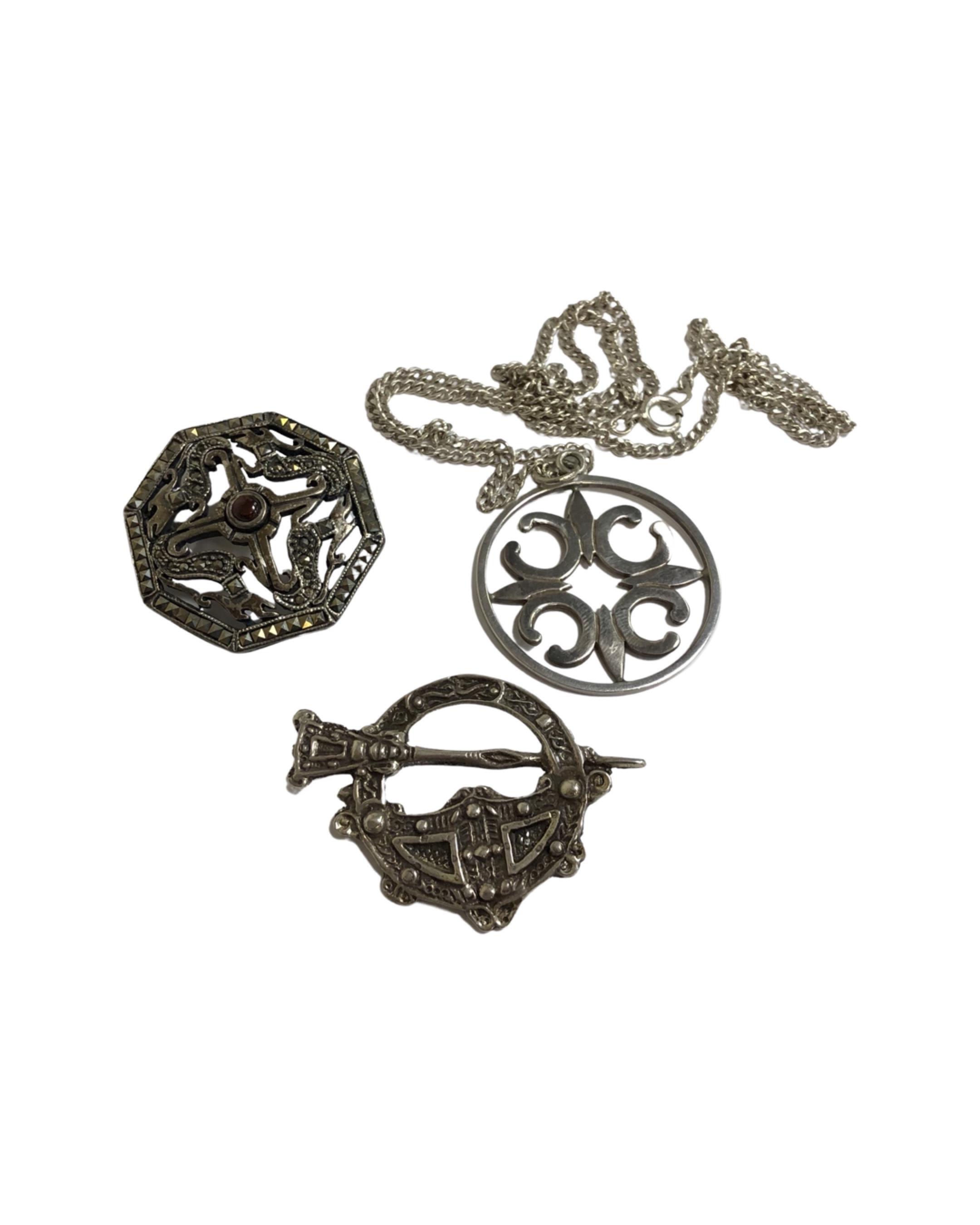 A Scottish silver scarf brooch,