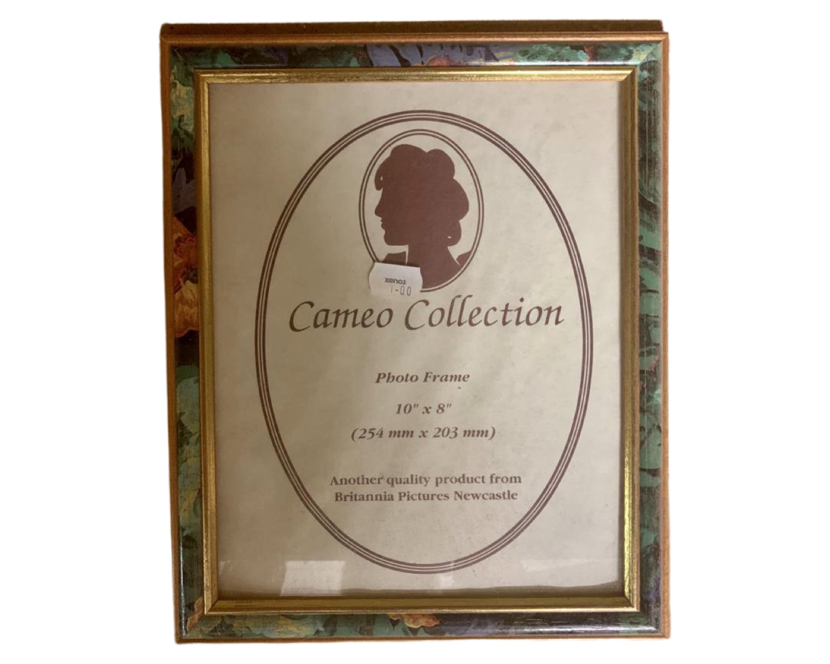 One crate containing eighteen Cameo Collection 10" x 8" decorative photo frames,