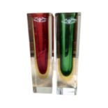 Two Murano Sommerso glass vases, green and red (height 20cm).