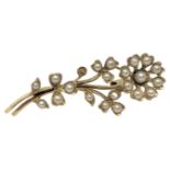 An antique 15ct gold pearl brooch, 3.2g.