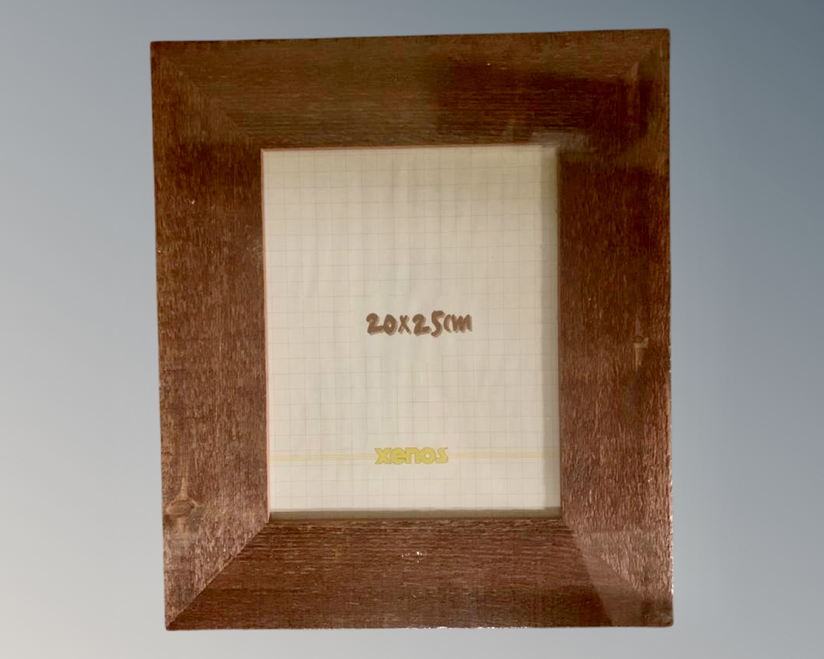 One crate containing fourteen Xenos 20 cm x 25 cm dark wood photo frames,