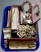 A tray of costume jewellery : pendant on silver chain, lotus pearls,