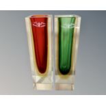 Two Murano Sommerso glass vases, green and red (height 20cm).