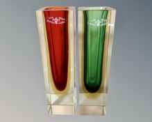 Two Murano Sommerso glass vases, green and red (height 20cm).