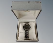 A gent's stainless steel Omega Seamaster Professional 200 quartz calendar centre seconds wristwatch,