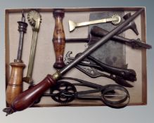 A tray of Victorian and later kitchen utensils