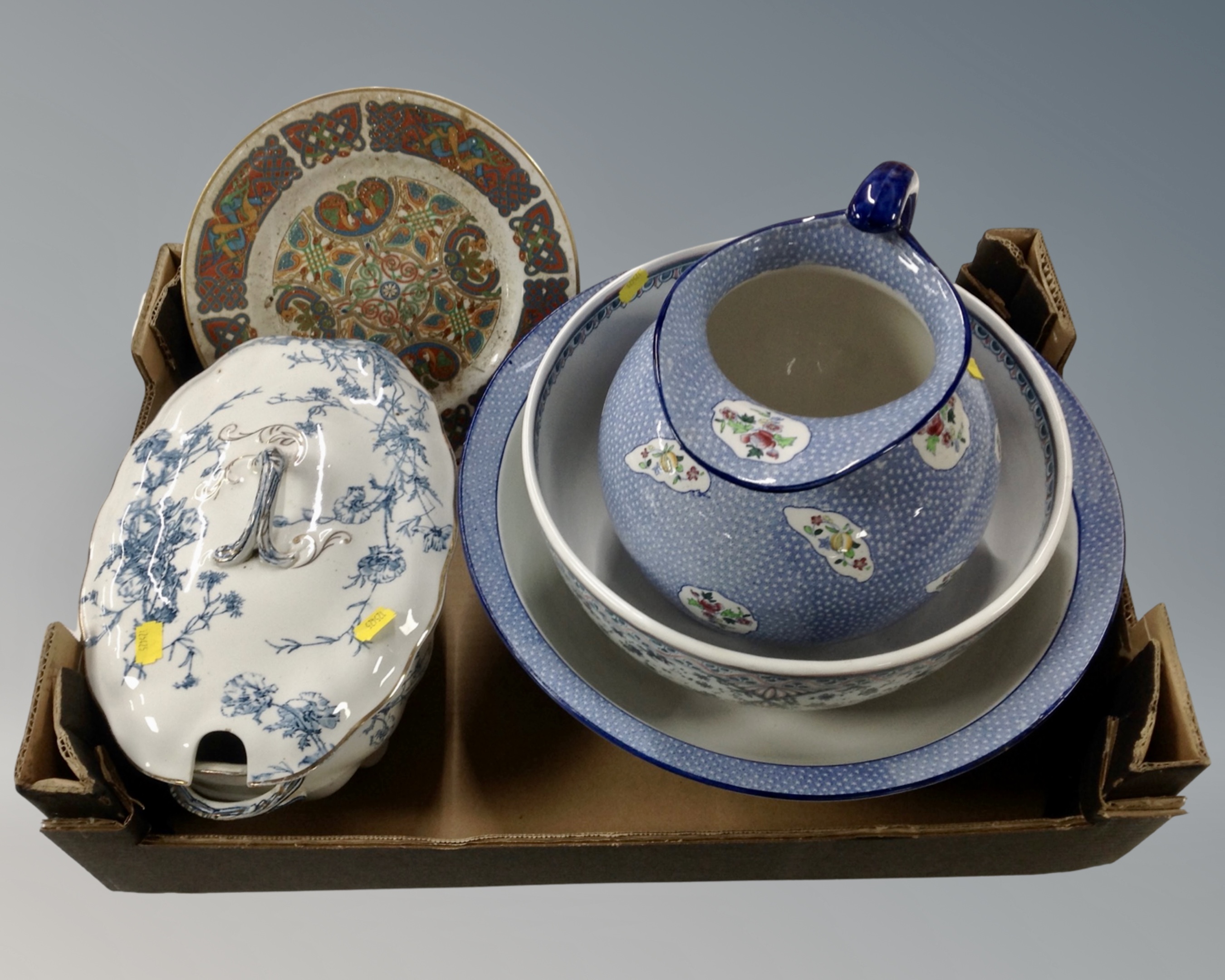 A box containing continental fruit bowl, 19th century English wash jug and basin (a/f),