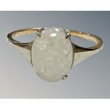 A 9ct white opal ring, L 1/2, 1.3g.