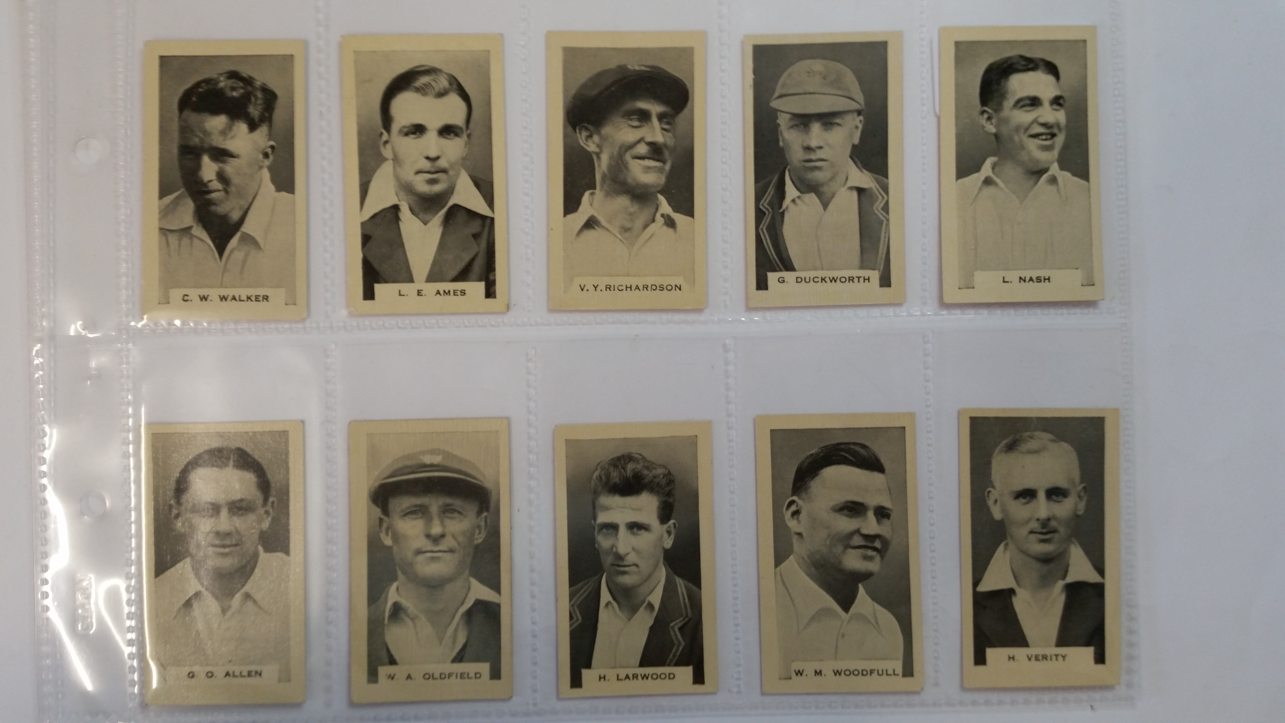 PHILLIPS, Test Cricketers 1932-1933, complete, inc. Bradman, overseas issue, Greys backs, EX, 38 - Image 2 of 9