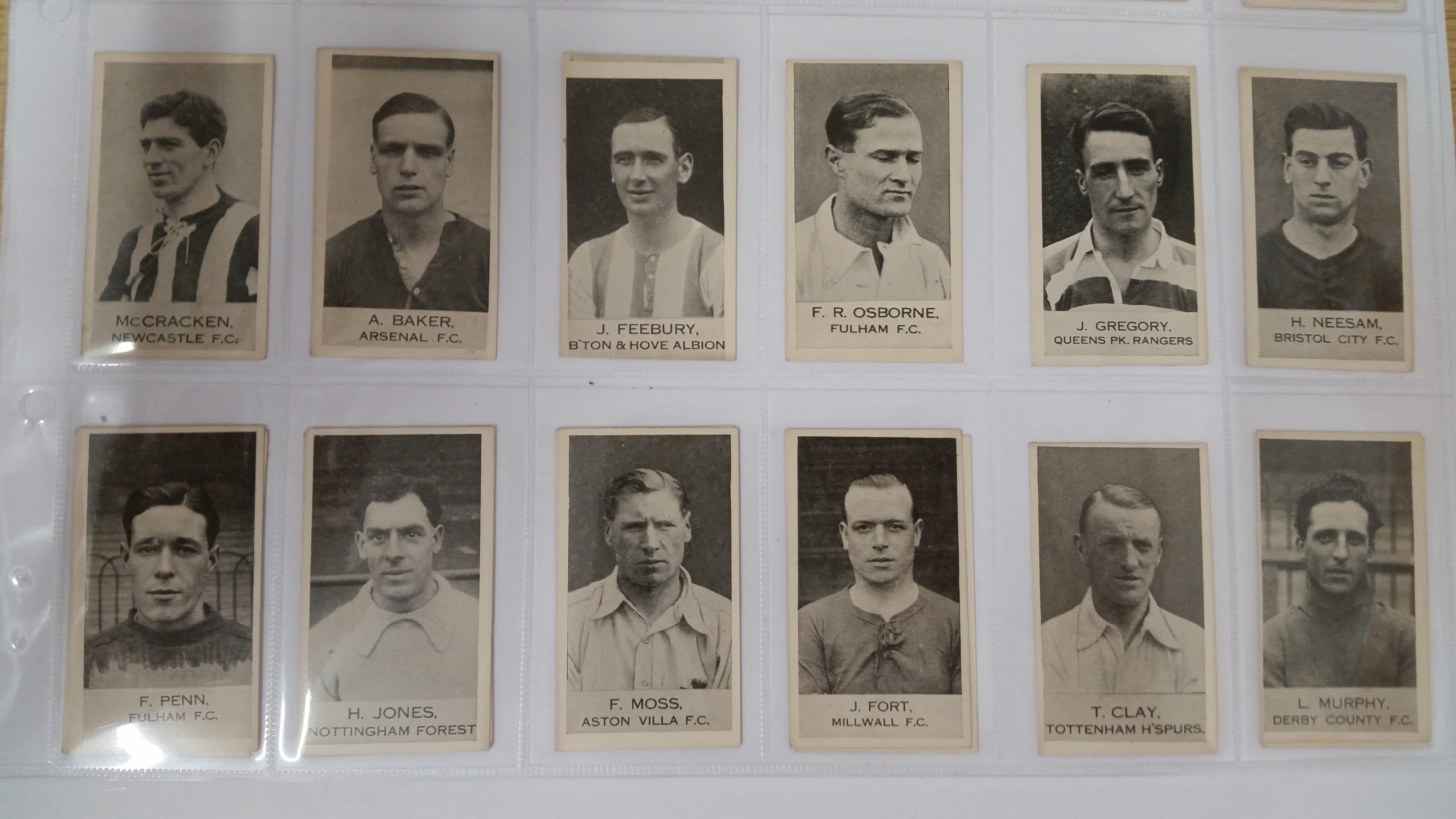 FOOTBALL, anon., 1920s players, complete, p/b, G to EX, 95* - Image 6 of 9