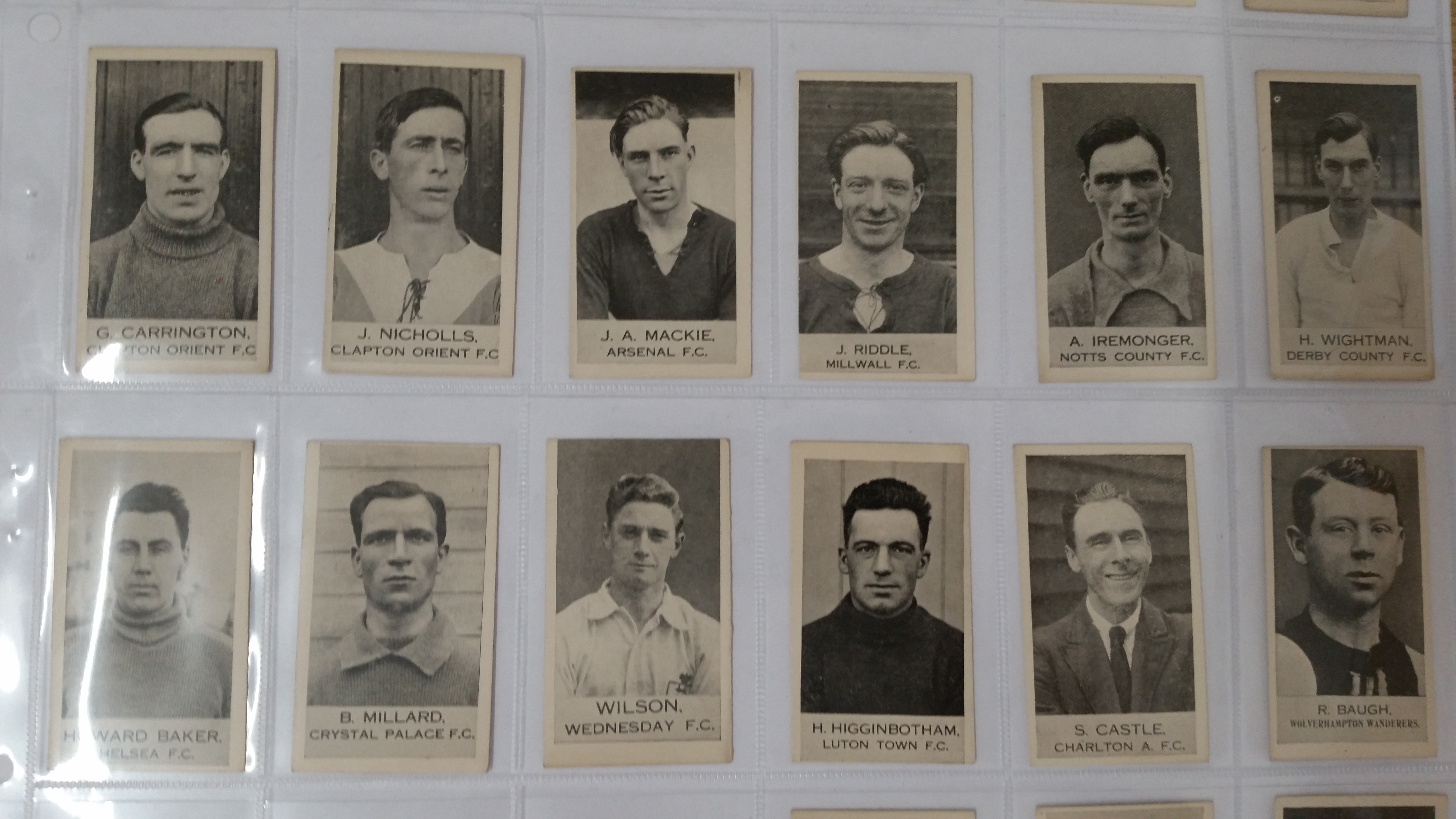 FOOTBALL, anon., 1920s players, complete, p/b, G to EX, 95* - Image 4 of 9