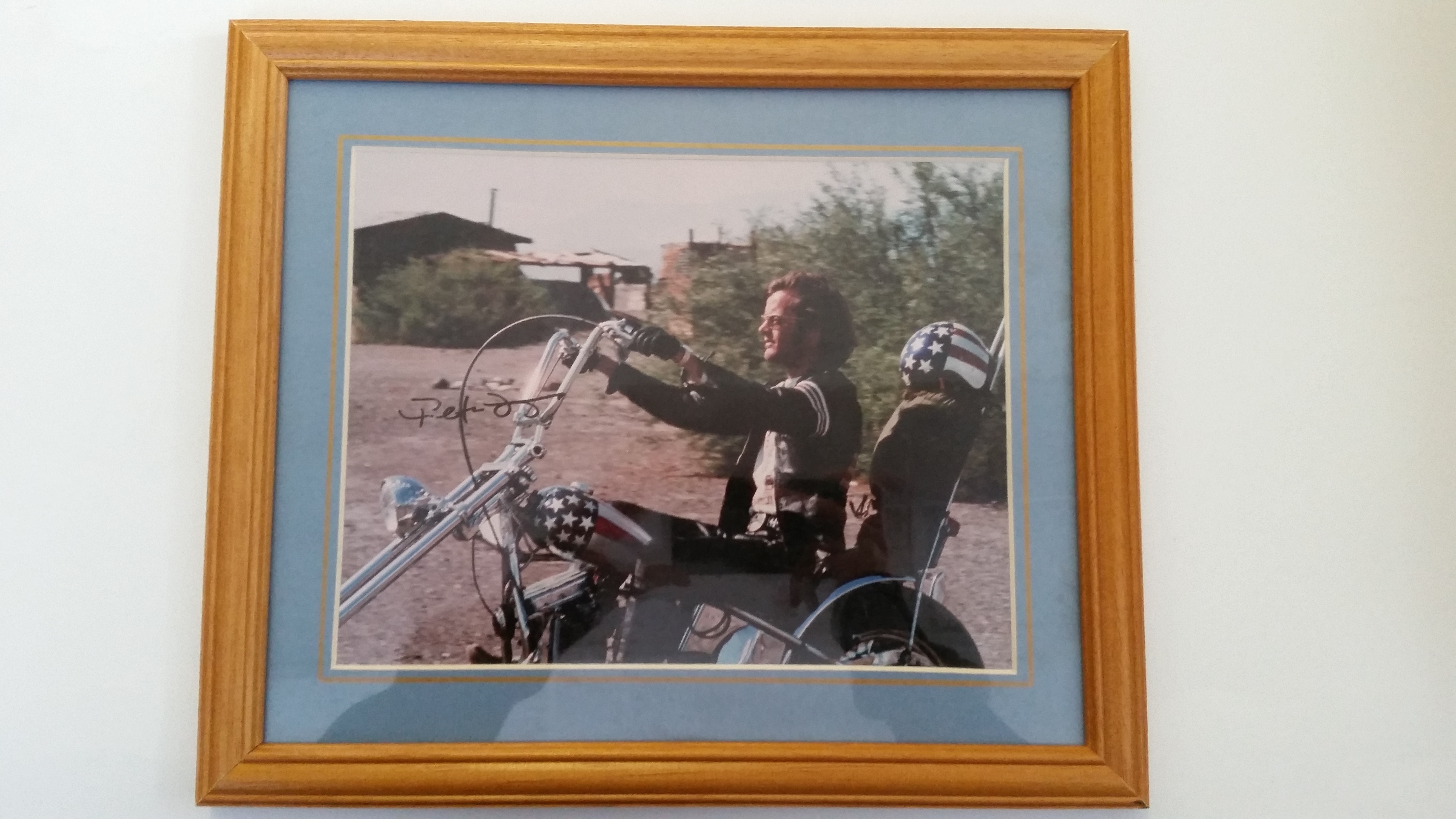 CINEMA, signed photos, by Peter Fonda (from Easy Rider) & Jane Fonda (h/s), 8 x 10, each - Image 2 of 2