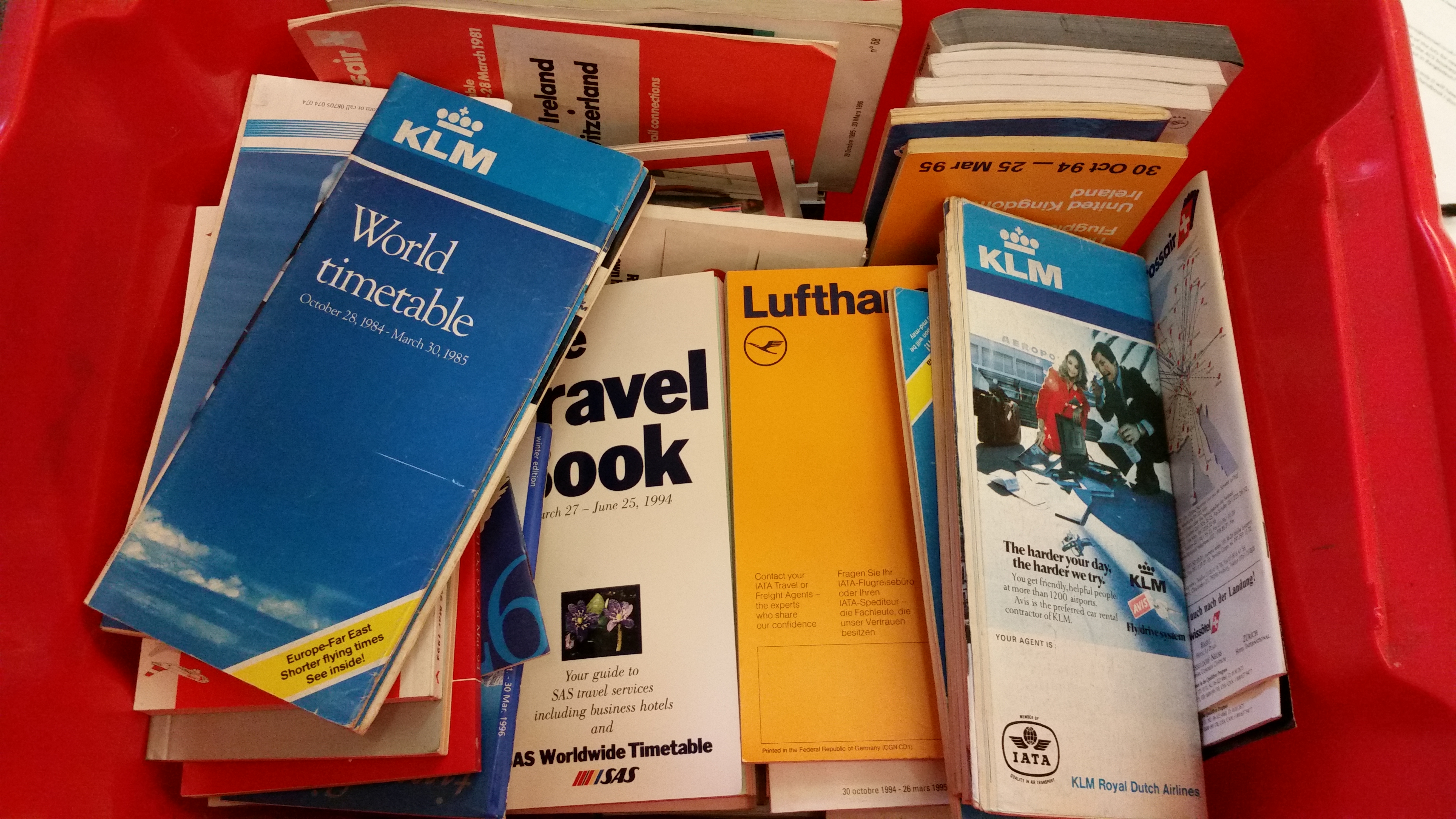 AVIATION, European timetables, many defunct airlines, VG to EX, 171* - Image 5 of 5