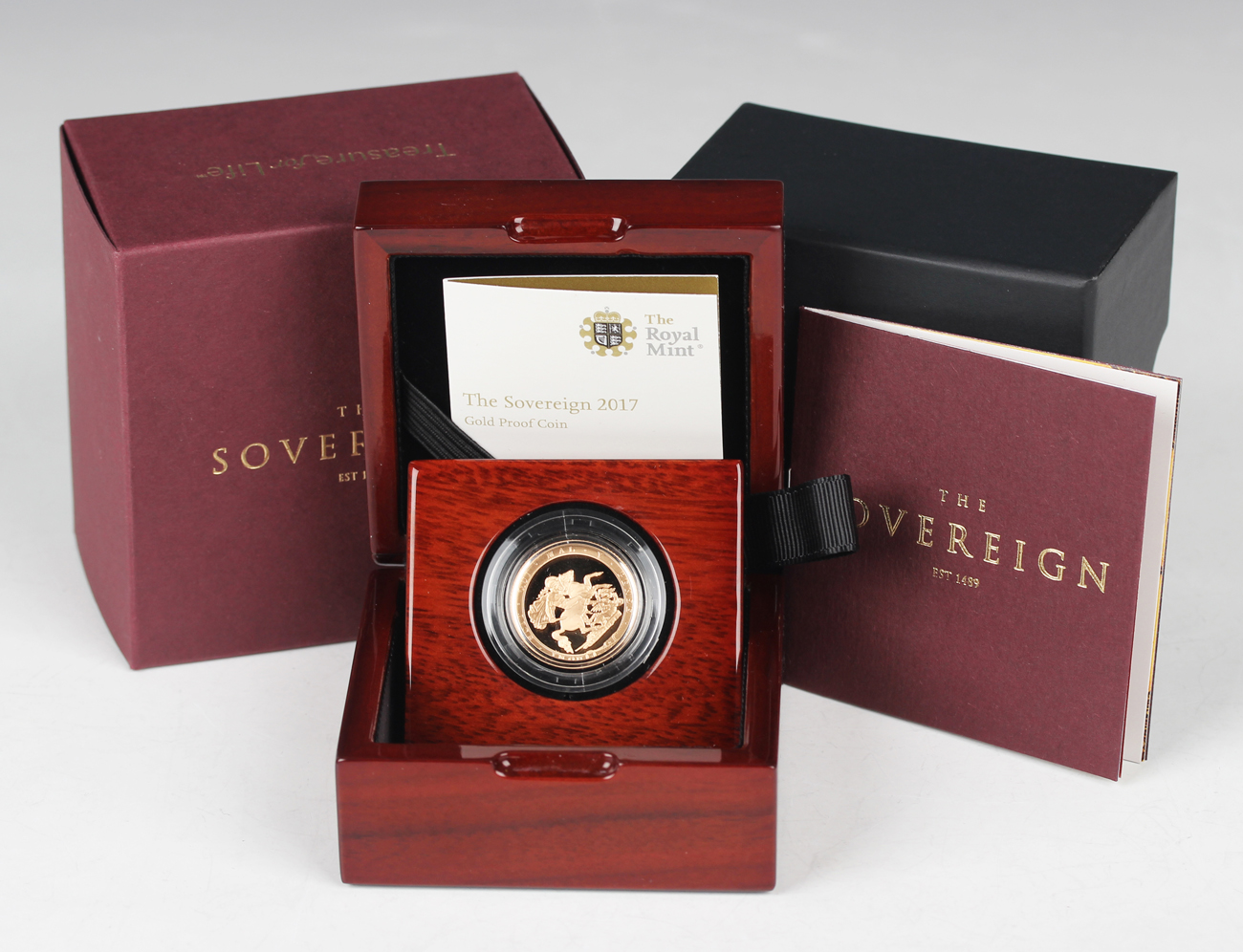 An Elizabeth II Royal Mint proof sovereign 2017, cased.Buyer’s Premium 29.4% (including VAT @ 20%)