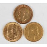 Two Edward VII sovereigns, 1904 and 1910, and a George V sovereign 1927 South Africa Mint.Buyer’s