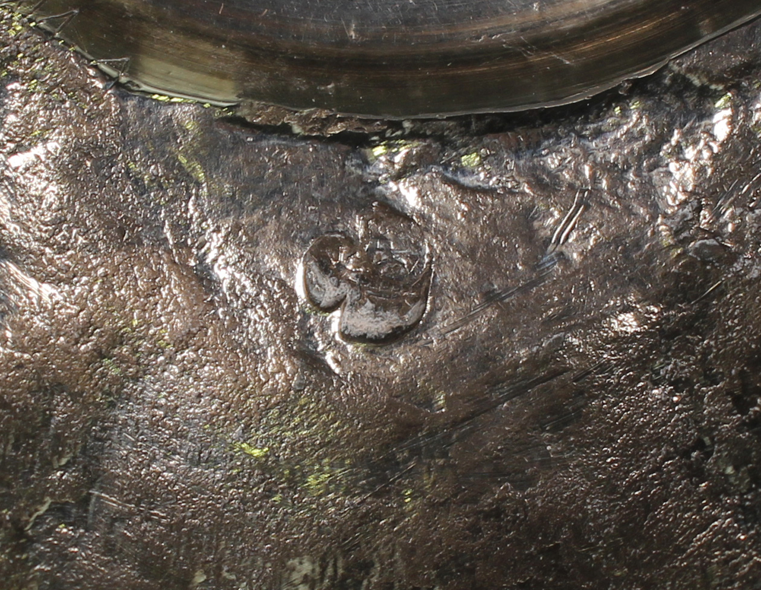 A pair of George II cast silver candlesticks, each with a detachable nozzle and turned urn shaped - Image 4 of 6