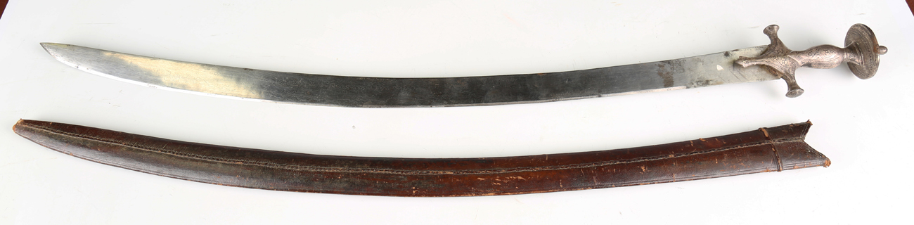 A 19th century Indian tulwar with curved watered blade, blade length 84cm, damascened steel hilt, - Image 2 of 9