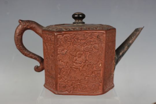 A Staffordshire, probably Thomas Whieldon, red stoneware teapot, circa 1740, the octagonal body - Image 10 of 10