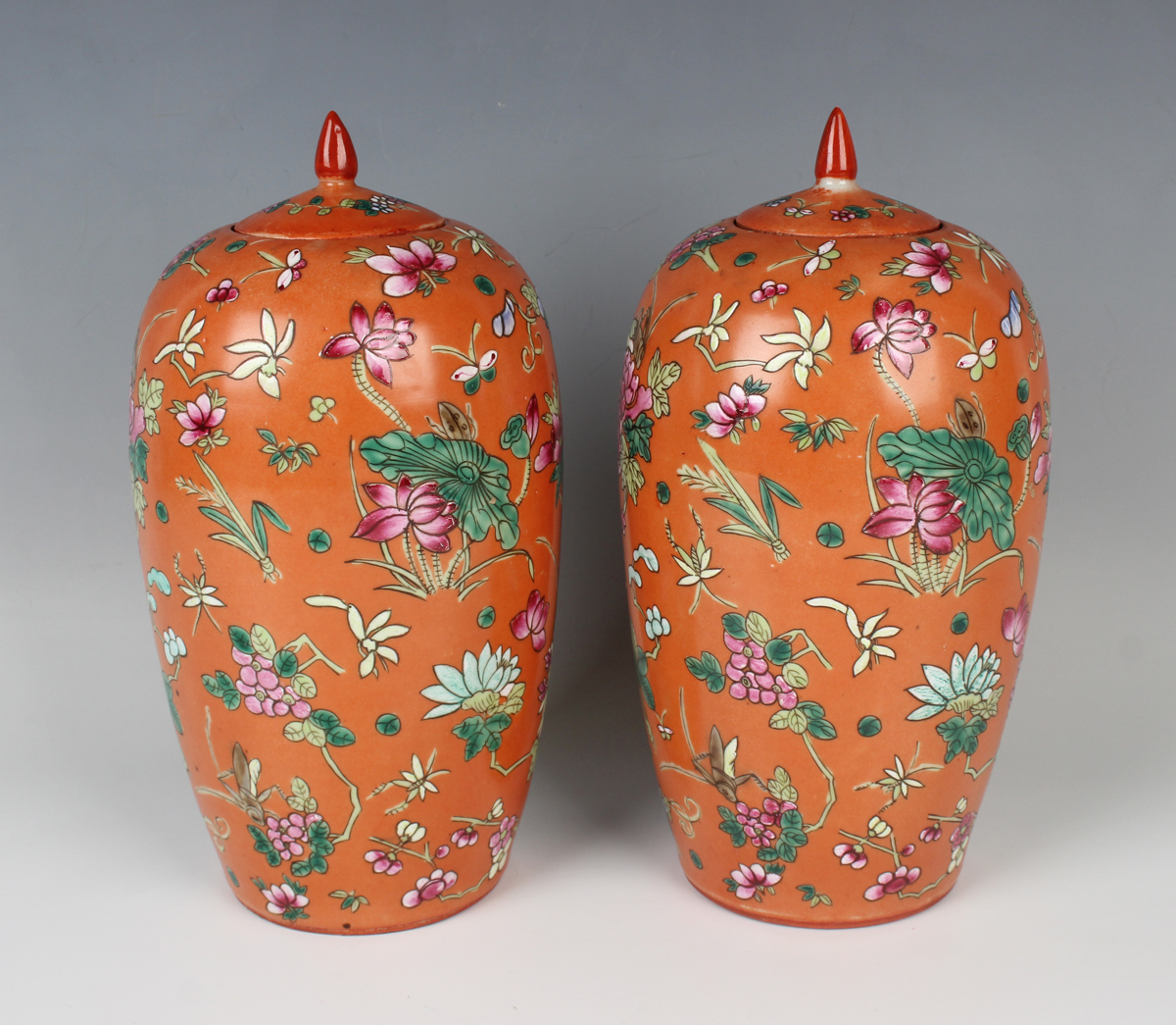 A pair of Chinese famille rose coral ground porcelain jars and covers, early 20th century, each of - Image 10 of 10