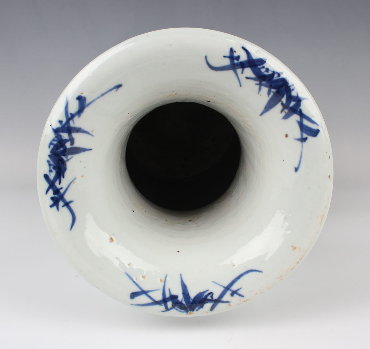 A Chinese blue and white celadon ground porcelain vase, late Qing dynasty, of shouldered tapering - Image 5 of 8