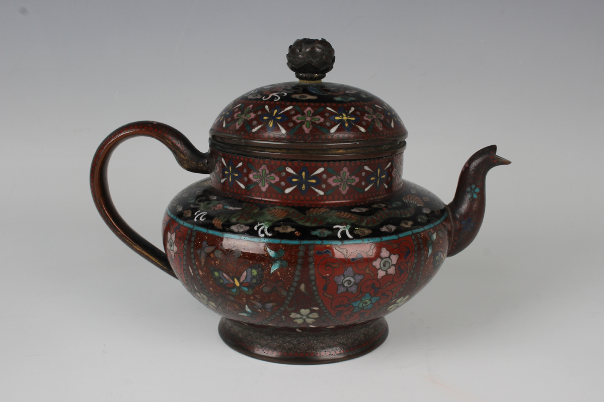 A Japanese cloisonné teapot and cover, Meiji period, of squat circular form, decorated with dragon - Image 8 of 9