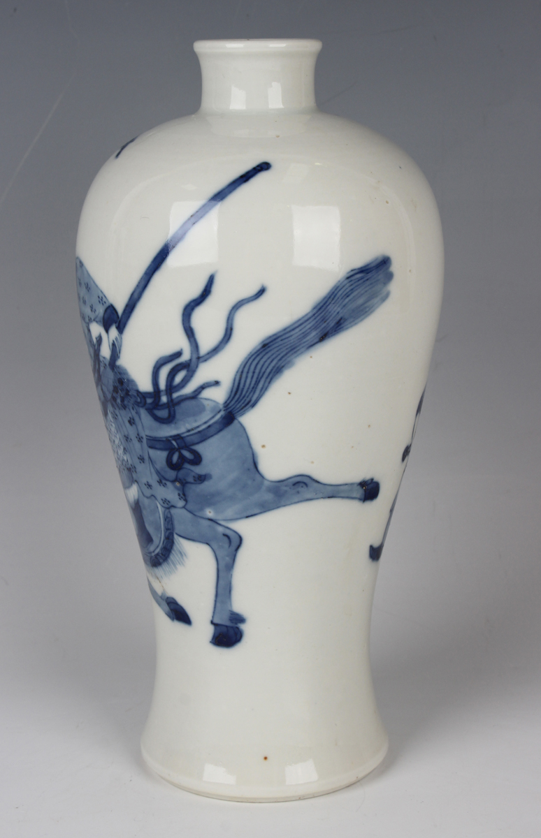 A Chinese blue and white porcelain meiping, probably 20th century, the baluster body painted with - Image 9 of 9