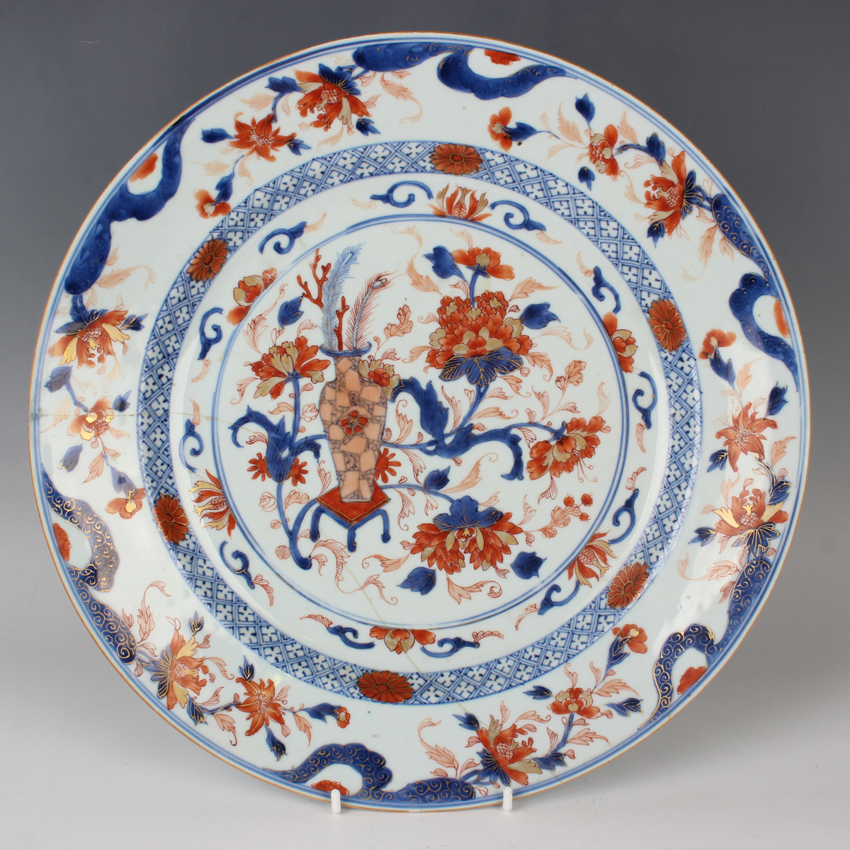 A Chinese blue and white porcelain guglet, late 18th century, painted with pavilions and trees in - Image 10 of 16