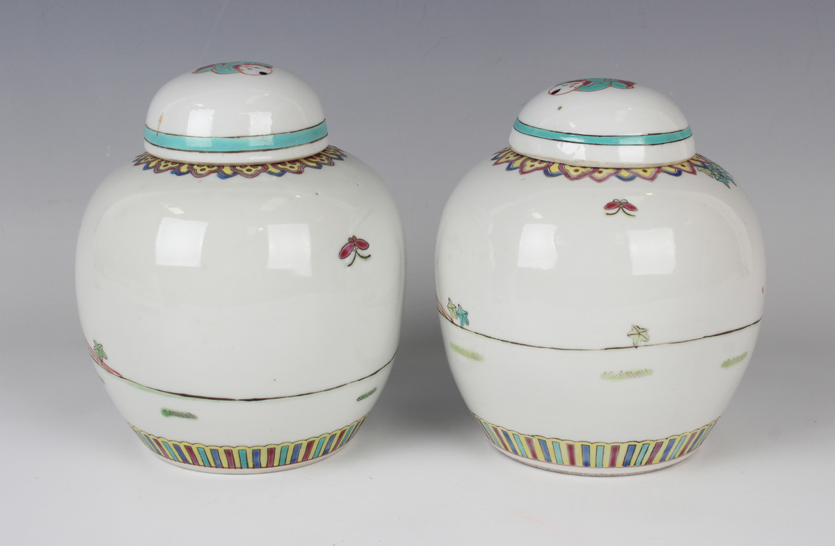 A pair of Chinese famille rose porcelain ginger jars and covers, 20th century, each painted with - Image 13 of 15