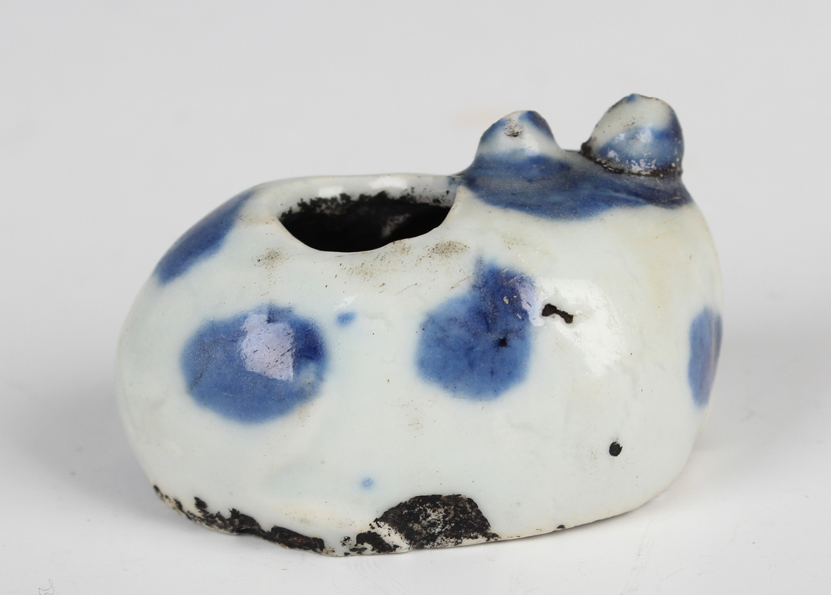 A group of four Chinese porcelain zoomorphic water droppers, Qing dynasty, including a blue and - Image 2 of 12