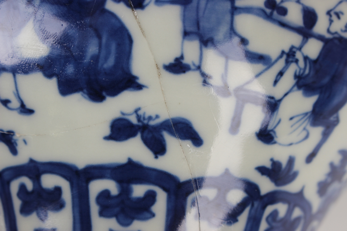 A Chinese blue and white porcelain pot, mark of Wanli but probably later, of squat baluster form, - Image 8 of 15