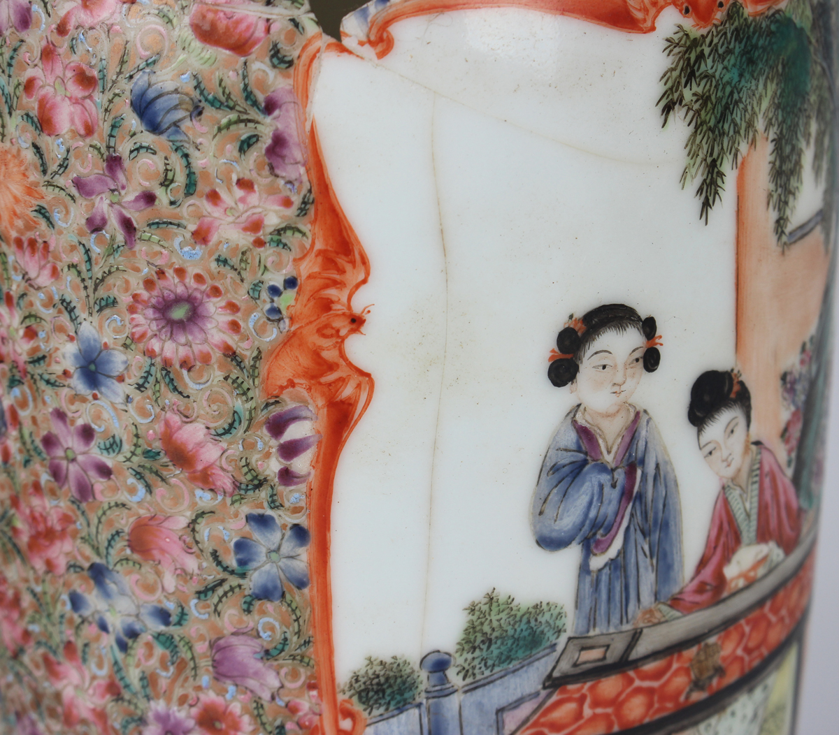 A Chinese iron red decorated porcelain vase, mark and period of Daoguang, the ovoid body painted - Image 2 of 21