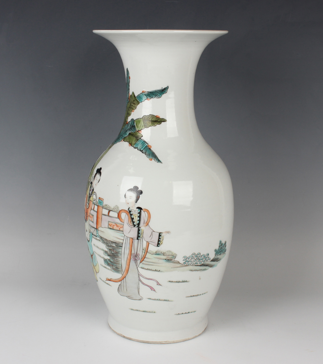 A Chinese porcelain vase, Republic period, the ovoid body and flared neck painted with a scene of - Image 11 of 11