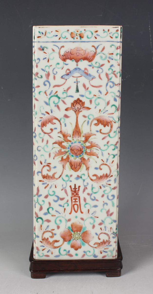 A Chinese famille rose porcelain vase, late Qing dynasty, of square section, each side painted - Image 10 of 11